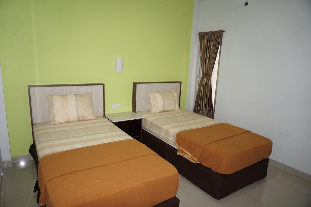 Zaen Hotel Syariah Solo Habitación foto
